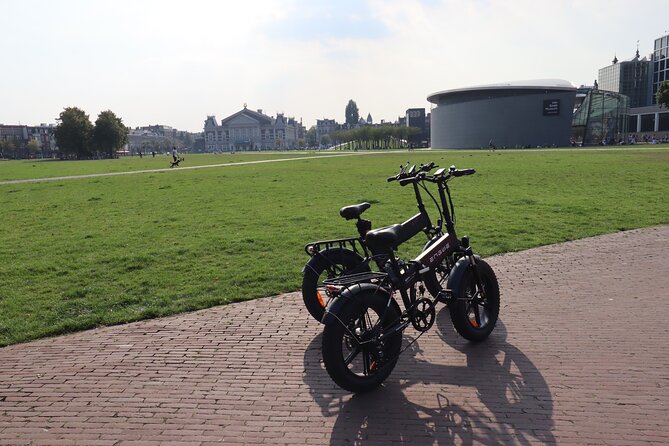 PRIVATE Ebike Sightseeing Tour of Amsterdam With Lunch Included - Tour Highlights