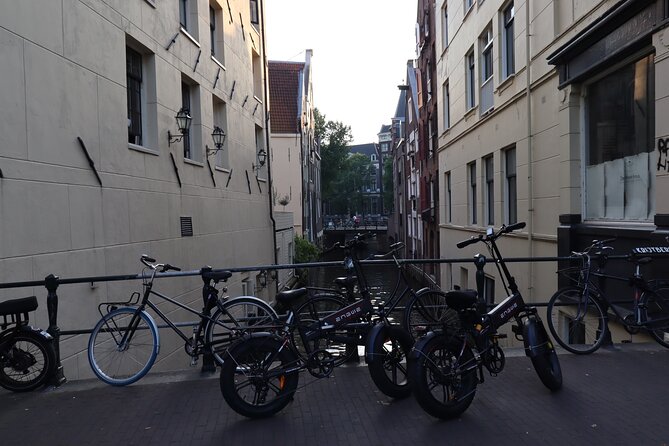 PRIVATE Ebike Sightseeing Tour of Amsterdam With Lunch Included - Booking and Pricing Information