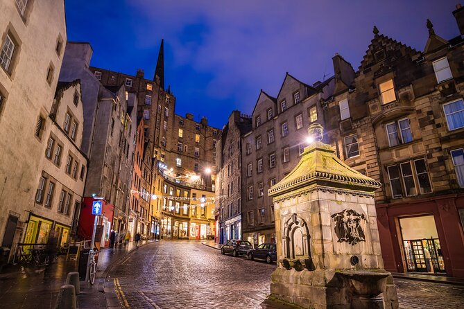 Private Edinburgh City Day Tour in Luxury MPV - Expert Local Tour Guide