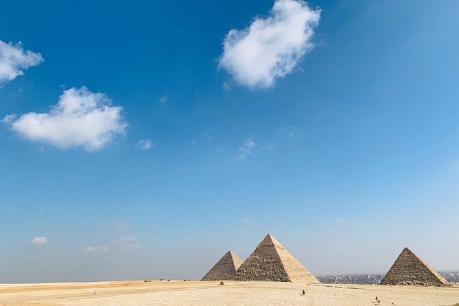 Private Egyptian Museum and Giza Pyramids Tour From Alexandria - Meeting and Pickup