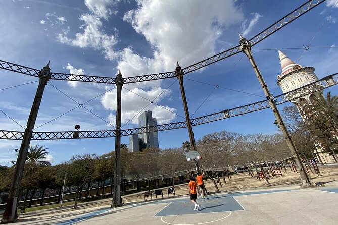 Private Electric Bike Tour - Discovery of Barcelona - Meeting and Pickup