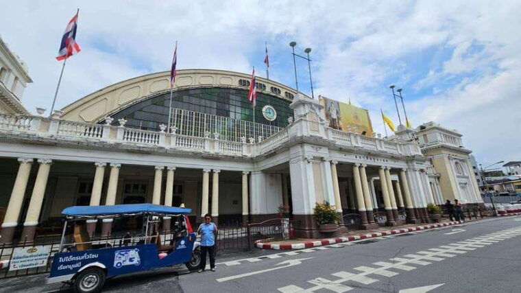 Private Electric Tuk-Tuk Tour + Bangkok Walking Food Tour - Tour Experience