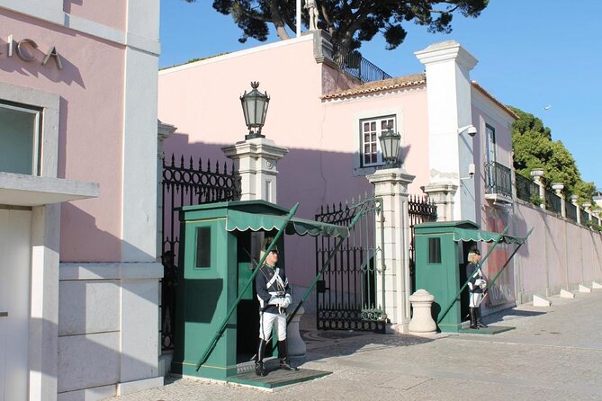 Private Electric Tuk Tuk Tour to Belém - Meeting Points and Logistics