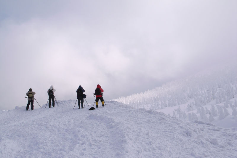 Private English and Chinese ski lessons and photography services at Zao Onsen Ski Resort - Snow monsters and mountain views