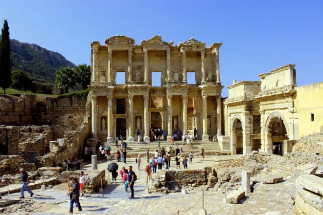 Private Ephesus Tour From KuşAdası or Selçuk - Transportation and Meals