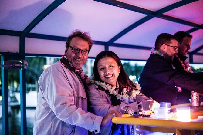 Private Evening Boat Ride through Ft Lauderdale, fits up to 20 - Authentic Experiences from Past Guests