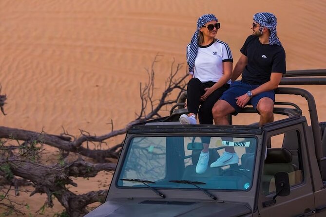 Private Evening Heritage Safari With Vintage G Class - Bedouin Greeting and Camel Caravan