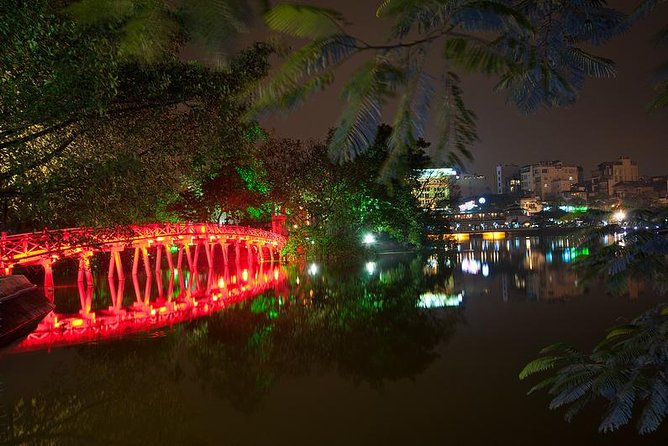 Private Evening Walking Tour - Cyclo & Water Puppet Show in Hanoi Old Quarter - Reviews and Pricing