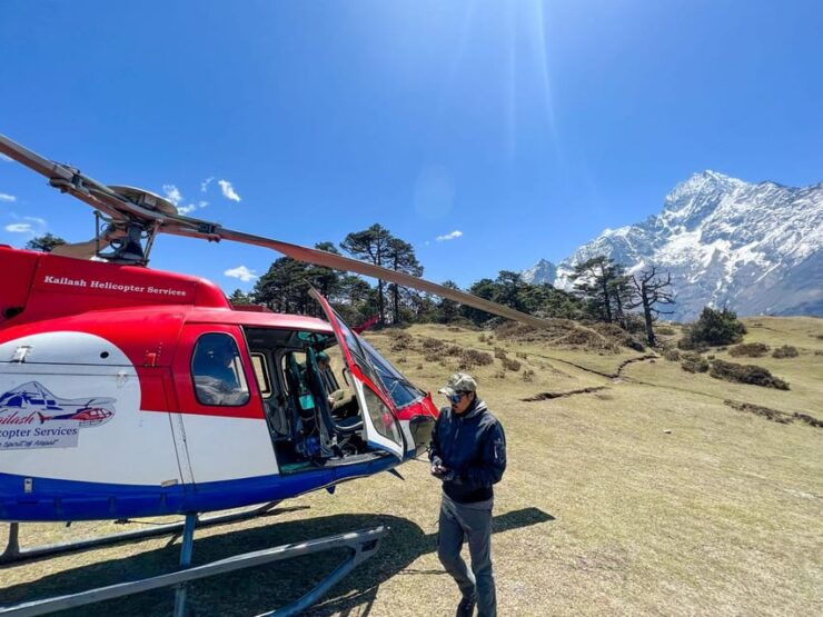 Private Everest Helicopter Tour With Kalapatthar Landing - Detailed Itinerary