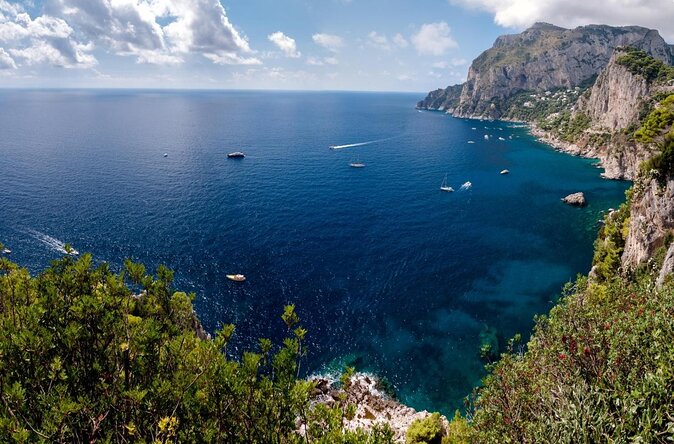 Private Exclusive Boat Tour of Capri From Capri - Good To Know