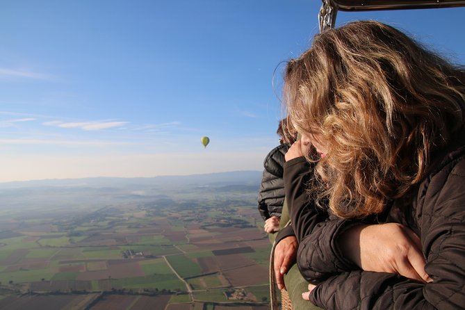 Private Exclusive Hot Air Balloon Barcelona - Meeting, Pickup, and Logistics