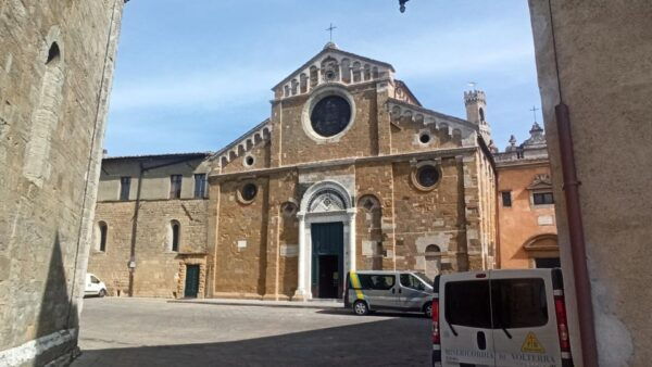 Private Excursion: Volterra & San Gimignano+Wine Tastings - Booking Information
