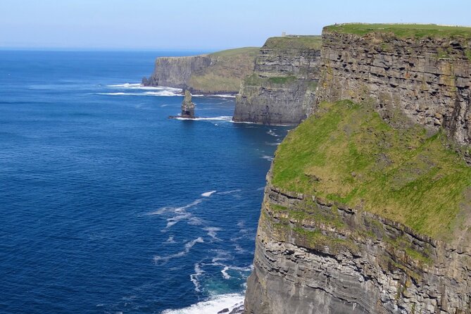 Private Executive One Day Tour to the Cliffs of Moher Tour - Expert Tour Guide