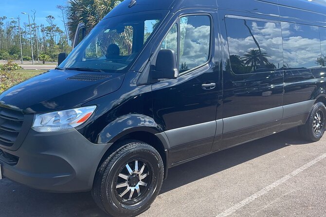 PRIVATE EXECUTIVE TOURS (Nassau Transfers) - Meeting Point Options and Selection