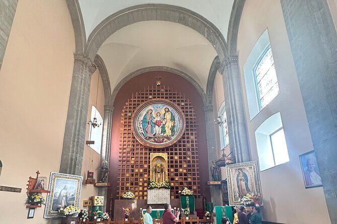 Private experience to the Basilica of Guadeloupe with transportation - FAQ