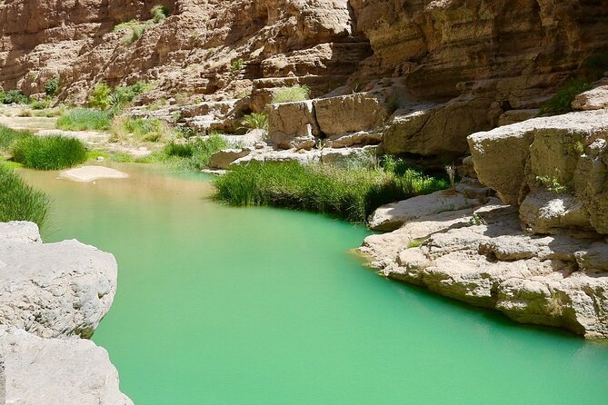 Private Experience Wadi Shab Waterfall & Sinkhole - Pickup Options at Mutrah Souq