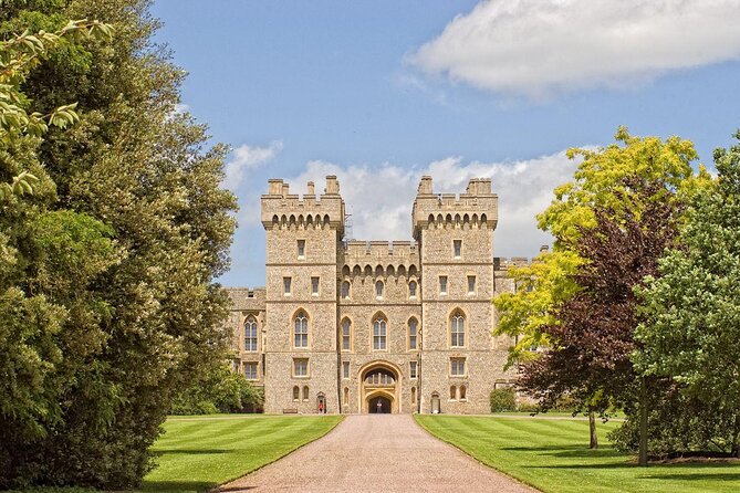 Private Expert-Led Ancient Oxfordshire and Windsor Castle Tour - Tour Overview