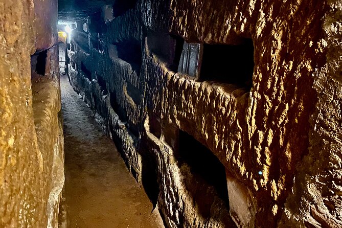 Private Express Tour of Roman Catacombs With Transfer - Pricing and Reservation