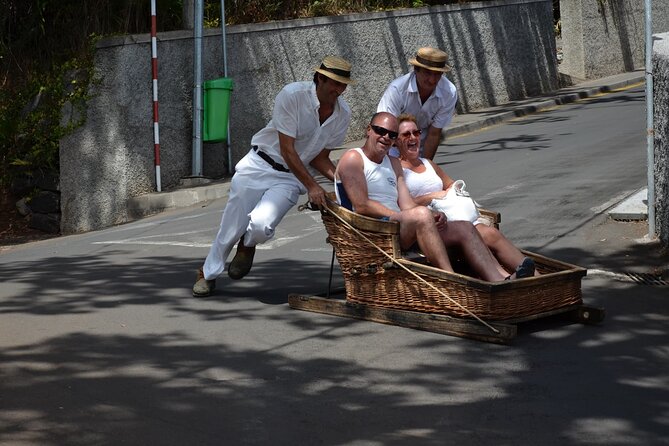 Private Express Tuk Tuk Tour Funchal Old Town & Toboggans - Cancellation Policy