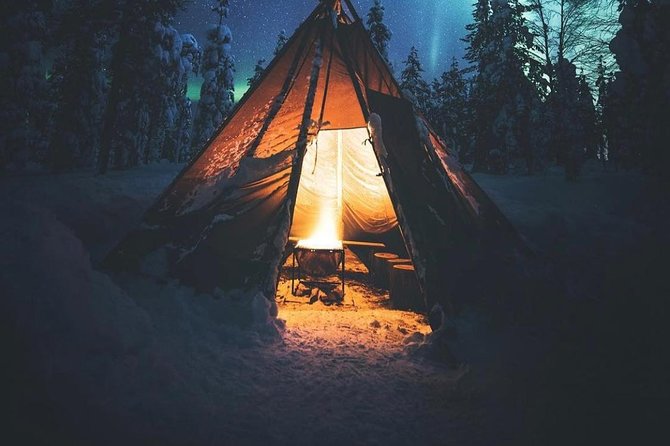 PRIVATE Fabulous Show Tour Search for the Northern Lights by VIP Car Rovaniemi - Tour Overview and Highlights