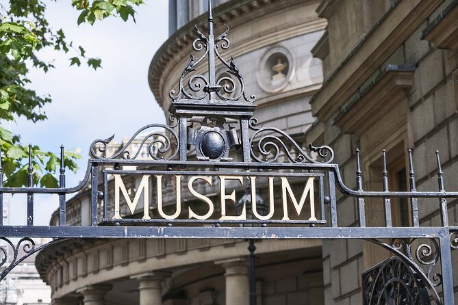 Private Family Tour of Dublin With Fun Activities for Kids - Entertainment and Playtime