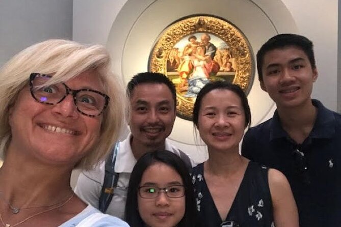 Private Family Tour of the Uffizi Gallery With Scavenger Hunt - Tour Details