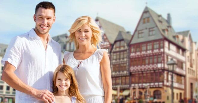 Private Family Walking Tour in Frankfurt - Key Stops on the Tour
