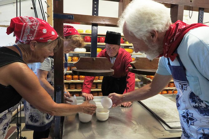 Private Farmhouse Cheesemaking Workshop - Interactive Workshop Experience