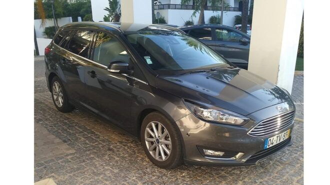 Private Faro Airport Transfers to Alcantarilha (up to 4pax) - Safety and Professionalism