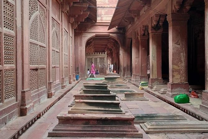 Private Fatehpur Sikri Tour With Skip the Line Entrance Ticket - Tour Logistics