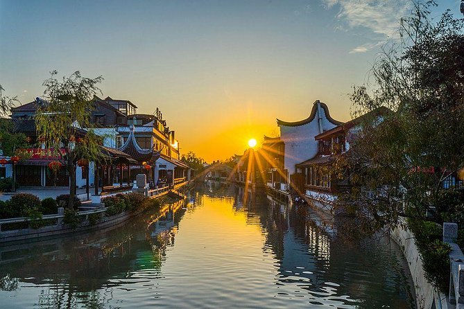 Private Fengjing Ancient Town Sunset Tour From Shanghai With Spa Option - Tour Highlights