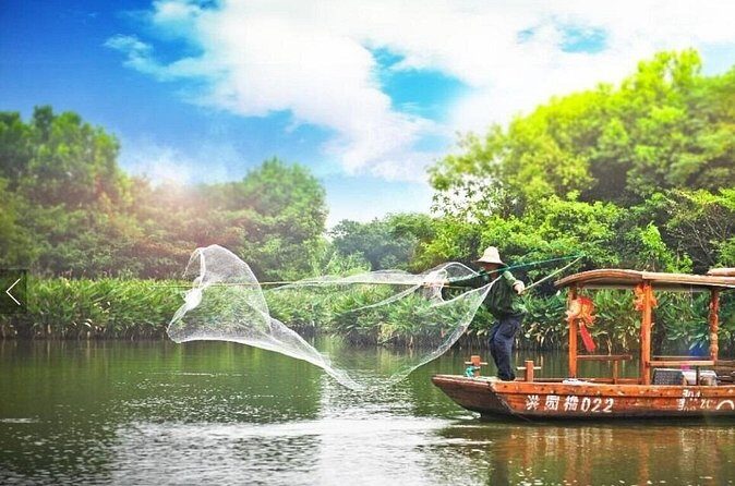 Private Fishing Tour with Local Fisherman in Xixi Wetland Park - Food and Comfort: Lunch and Convenience