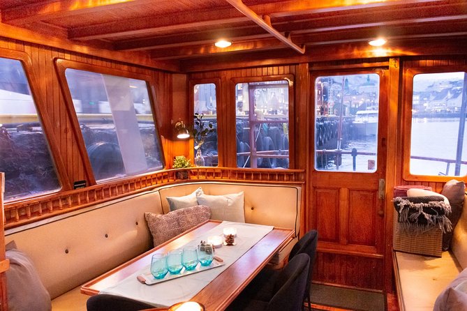 Private Fjordcruise Bergen - Mostraumen by Classic Yacht - Common Questions