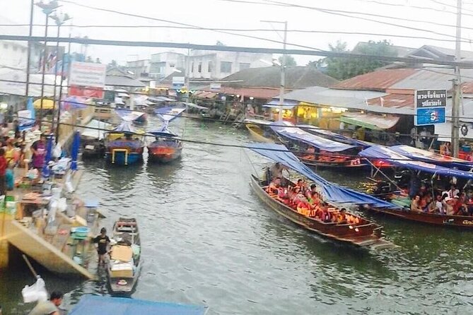 Private Floating Market and Maeklong Railway Market Day Tour - What to Expect at the Floating Market and Maeklong Railway Market
