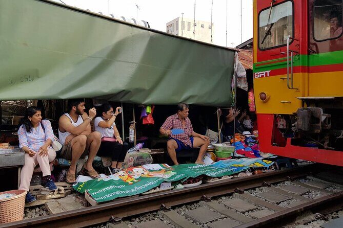 Private Floating & Train Market + CAVE + Giant Shadow PUPPET - What to Expect and Tips for the Day