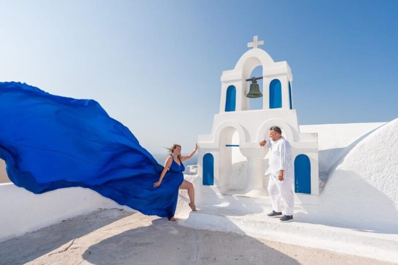 Private Flying Dress Photoshoot Santorini With Pickup - FAQs