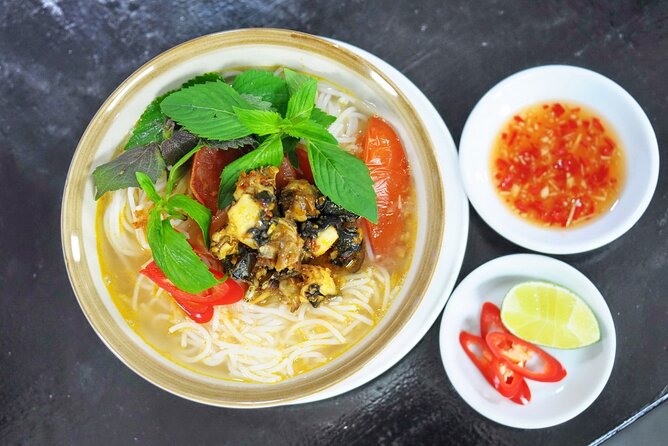 Private Food Adventure Through Hanoi Old Quarter - Meeting and Pickup