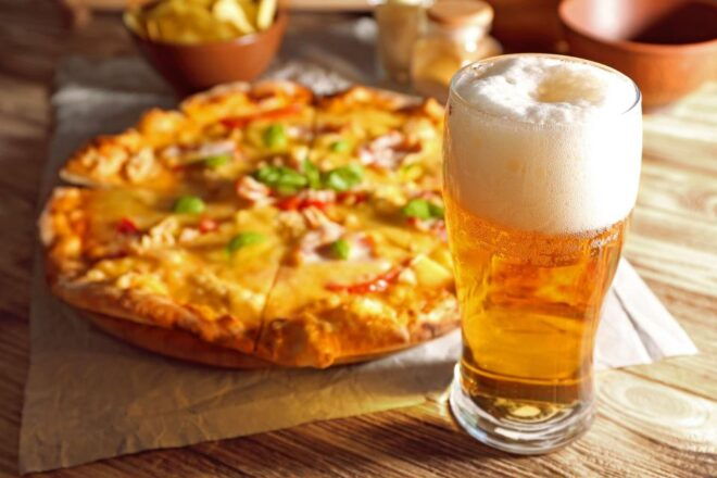 Private Food Tasting and Old Town Tour in Amsterdam - Full Description