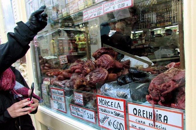 Private Food/Wine Tour Porto - Location: Praca D.Joao I