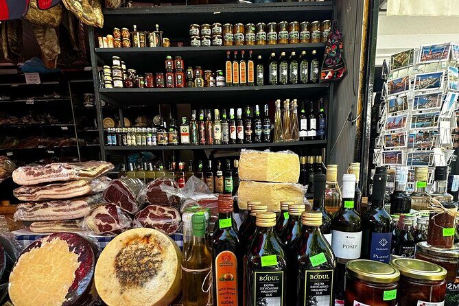 Private Foodie Tour: Wine & Seafood with a Local Chef - A Deep Dive into the Experience