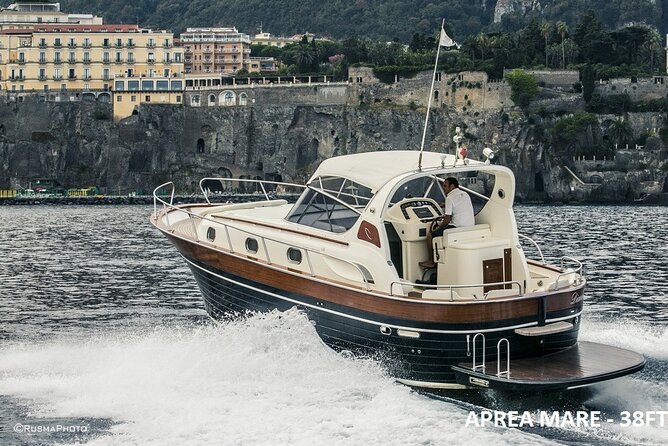 Private Full-Day Capri Tour by Boat From Positano - Reviews and Testimonials