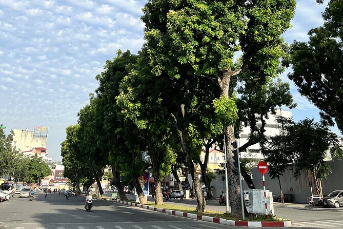 Private Full-day Hanoi City Tour With Local Experts - Expert Local Guides