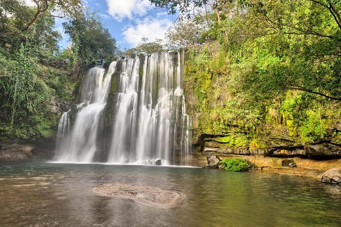 Private Full-Day Local Waterfalls Experience in Curubande - Good To Know