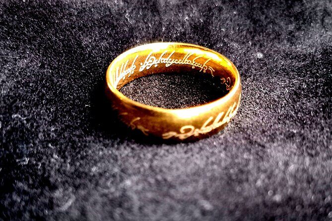 PRIVATE Full Day Lord of the Rings and Weta plus keepsake - Introduction