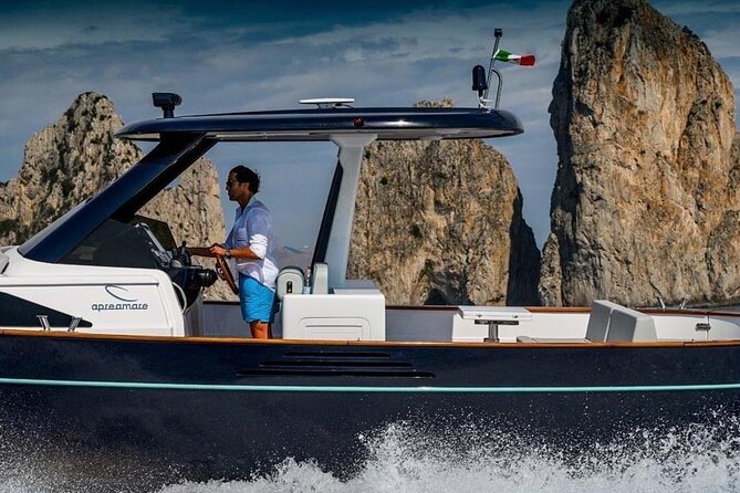 Private Full-Day Luxury Boat Tour to Capri From Amalfi Coast - Participant Requirements