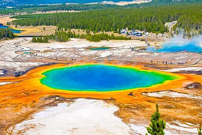 Private Full Day Luxury Tour at Yellowstone Park - Who Should Consider This Tour?