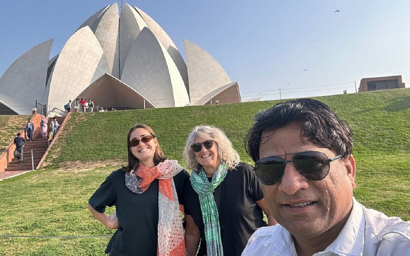 Private Full-Day Old & New Delhi Sightseeing Tour with Local Guide - Beginning with Delhi’s spiritual landmarks