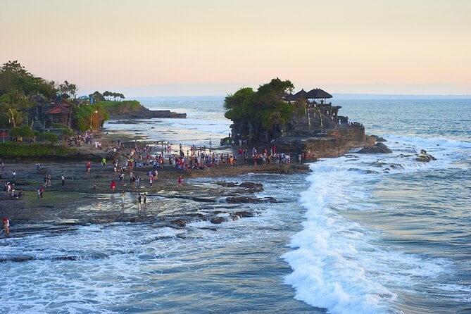 Private Full-Day Tanah Lot and Uluwatu Temple Tour With Kecak Dance Show - Tour Highlights