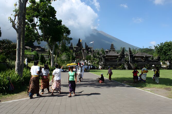 Private Full-Day Temple Tour: Bali Archaeology Tours - Pricing and Booking Details