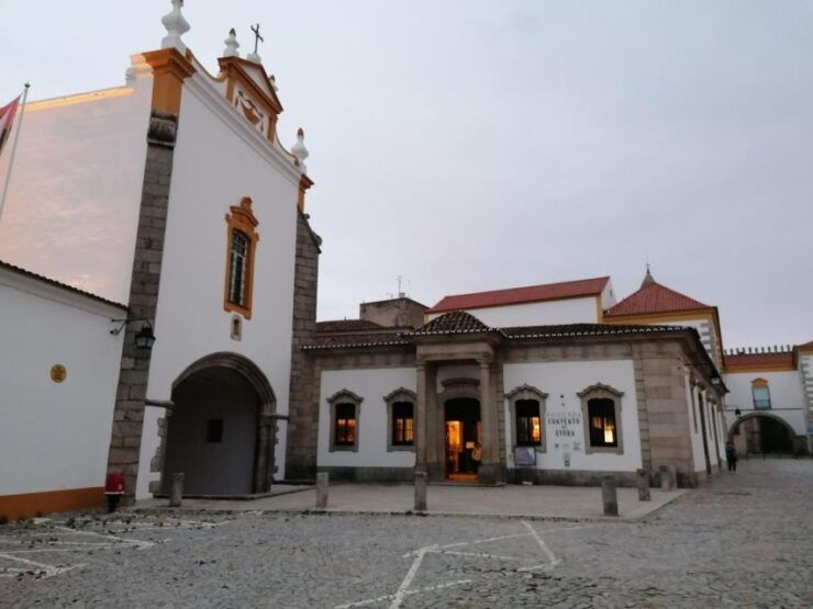 Private Full Day Tour - Évora and Monsaraz - Tour Highlights